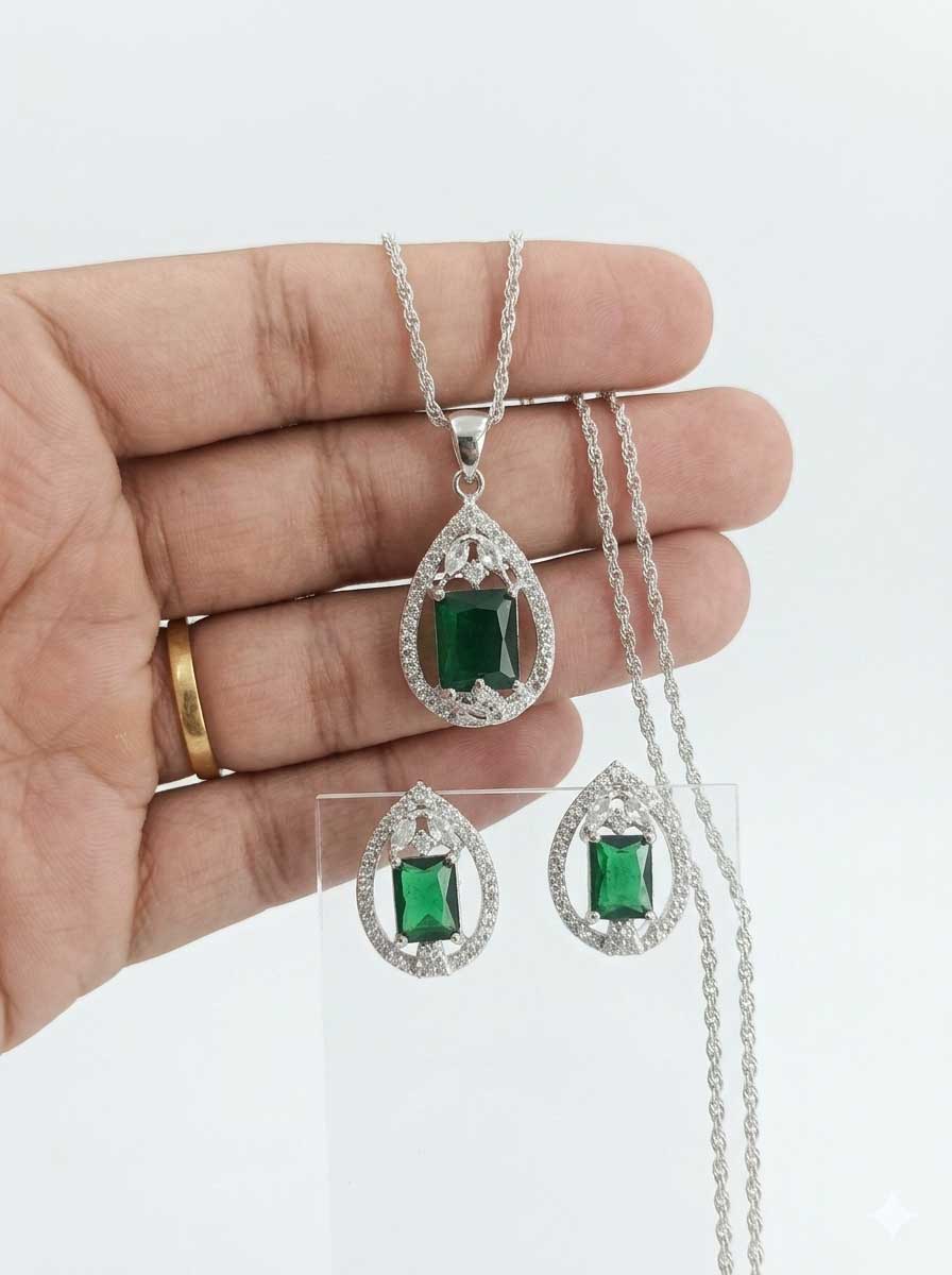 Green Stone Silver Tone Pendant Necklace Set