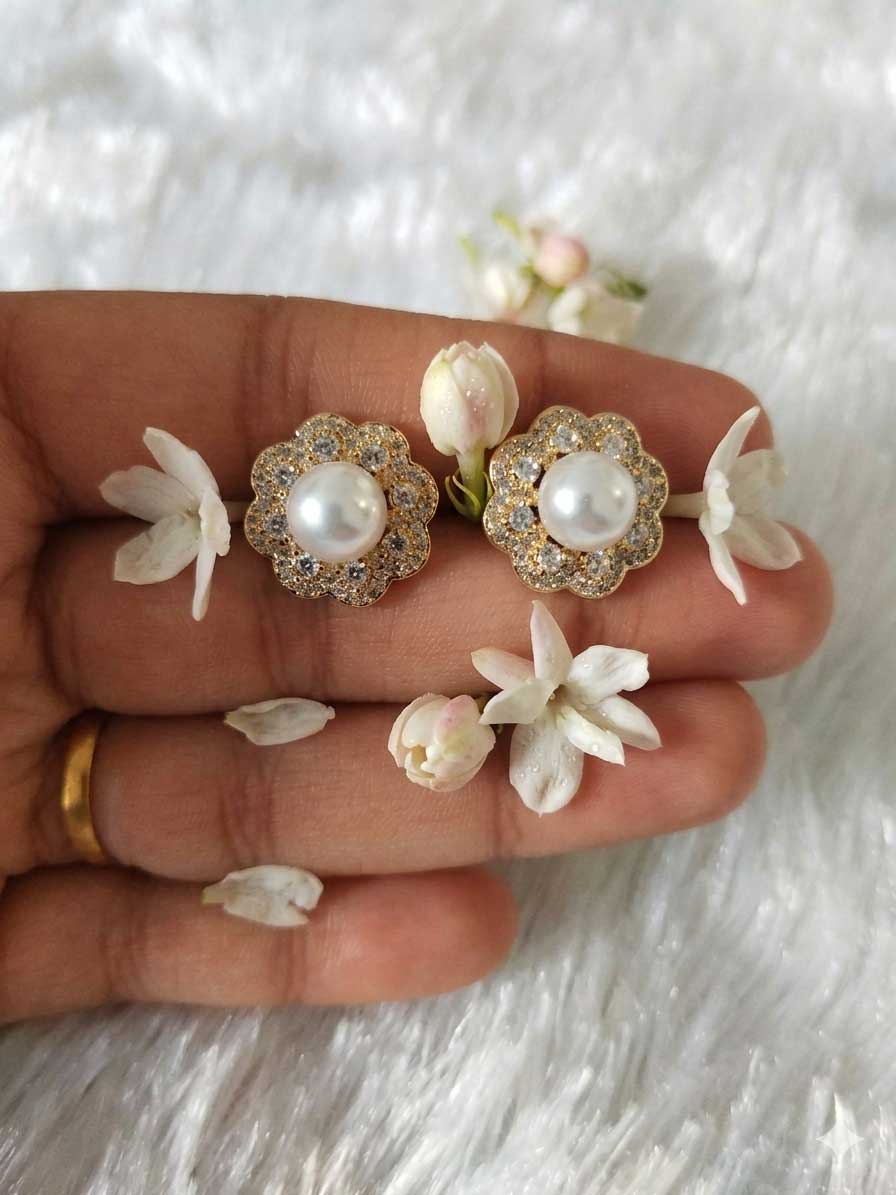 Pearl Floral Stud Earrings